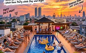 Violet Tower At Khaosan Palace